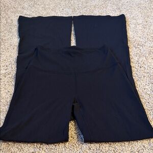 Size 4 Align Mini flare/Groove Pant Black
